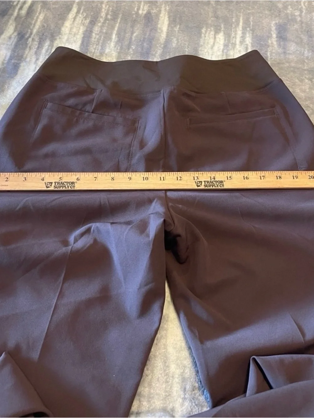 Beautiful Athleta endless high rise pants size 10 in brown